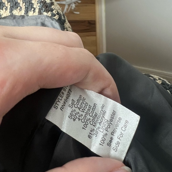 CABI Wool Houndstooth Boucle Blazer Jacket Womens Size 4 Tweed Academia Career - Picture 6 of 6